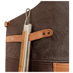 Petromax Buffalo Leather Apron With Neck Loop 11 Petromax Buffalo Leather Apron With Neck Loop -Primus Camping petromax buffalo leather apron with neck loop detail 4