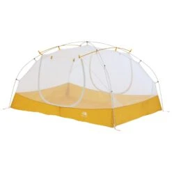 The North Face Evolution 3 - 3-person Tent -Primus Camping the north face evolution 3 3 person tent detail 3